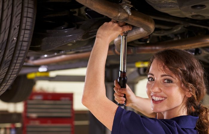 Top 10 Car Mechanic Near Me in Chennai