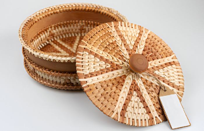 Wicker Basket With Lid